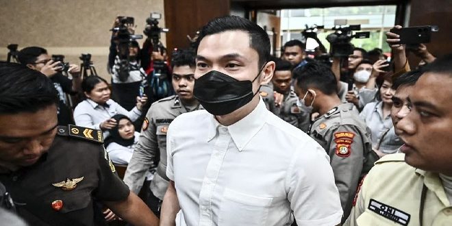 Vonis Ringan untuk Harvey Moeis, Mengapa Hanya 6,5 Tahun Penjara