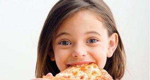 Ketahui 7 Cara Makan Pizza ala Italia yang Unik dan Berkelas, Sudah Tahu