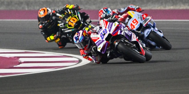 MotoGP dan Sprintcar Perbandingan Dua Dunia Balap yang Menegangkan